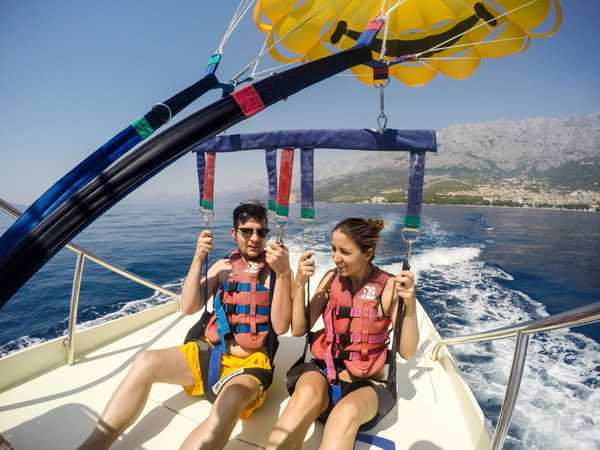 Makarska parasailing location