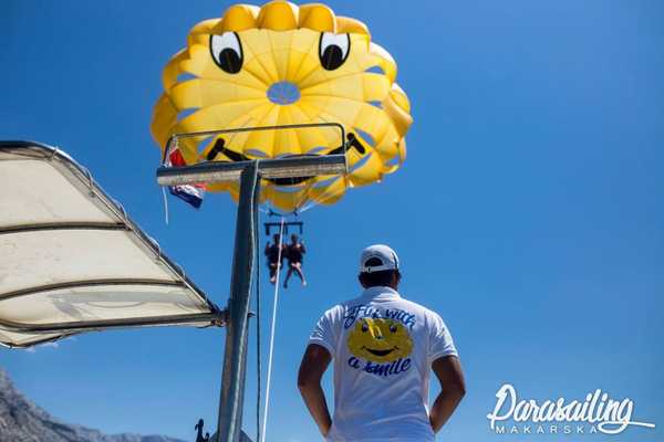 Makarska parasailing location